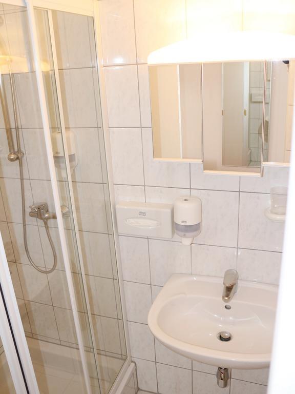 Hotel Gasthof Kasino Φίλλαχ Δωμάτιο φωτογραφία